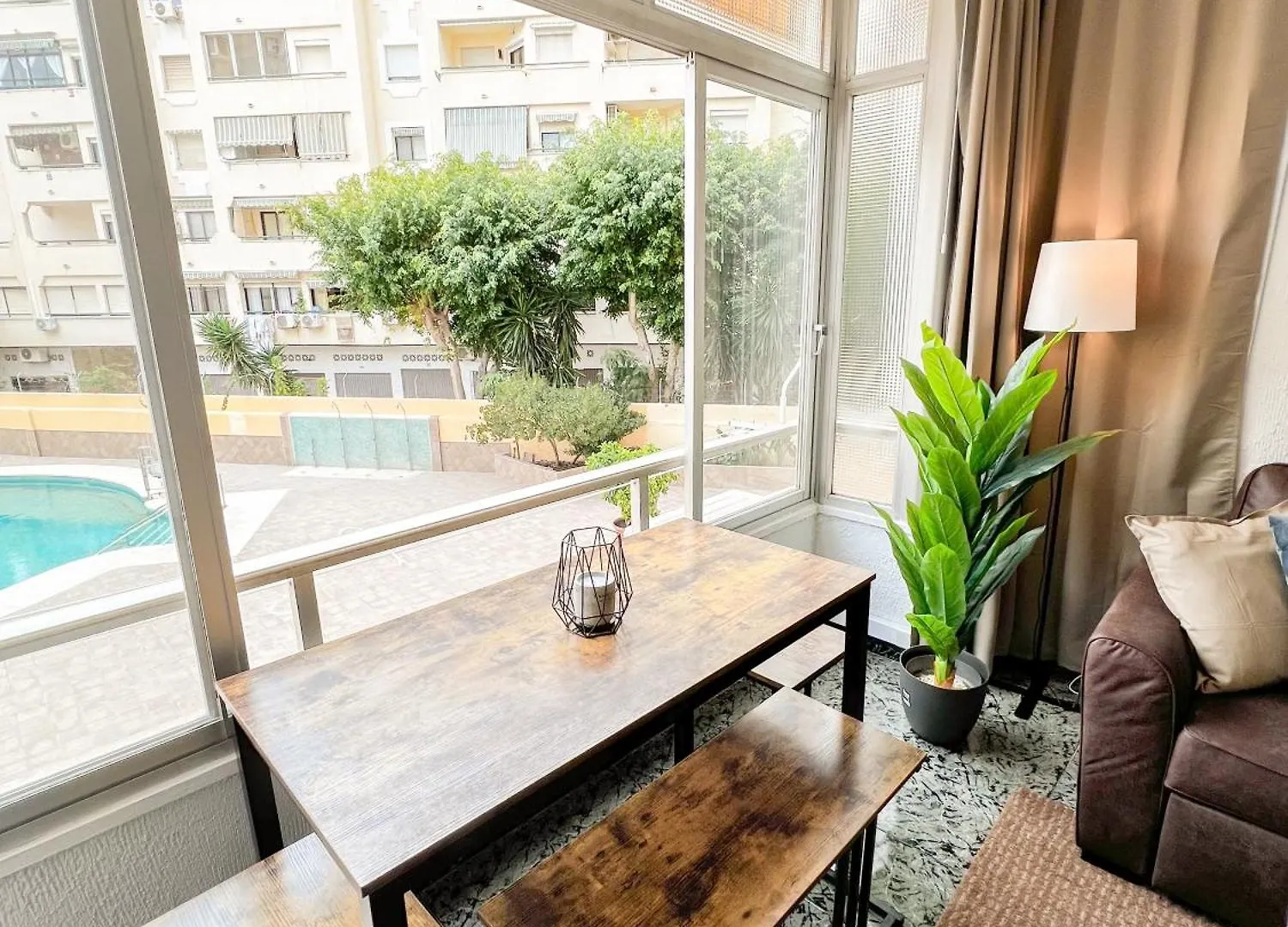托雷莫利诺斯Cozy And Bright Flat With Pool公寓
